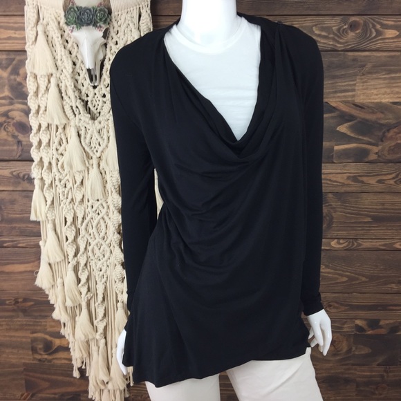 Lysse | Angled Wrap‎ Cardigan